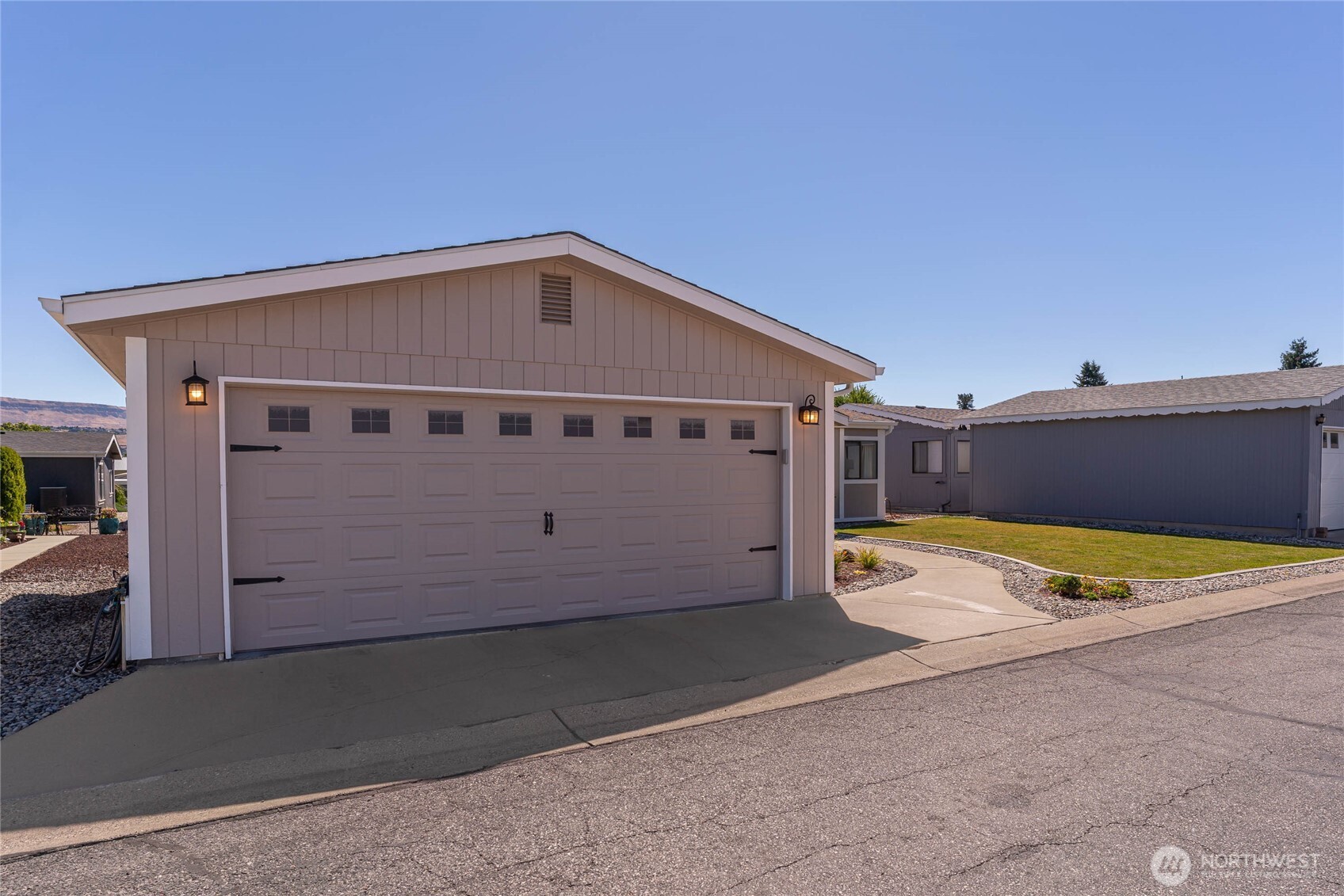 1307 Glacier Place 65 Property Photo 23