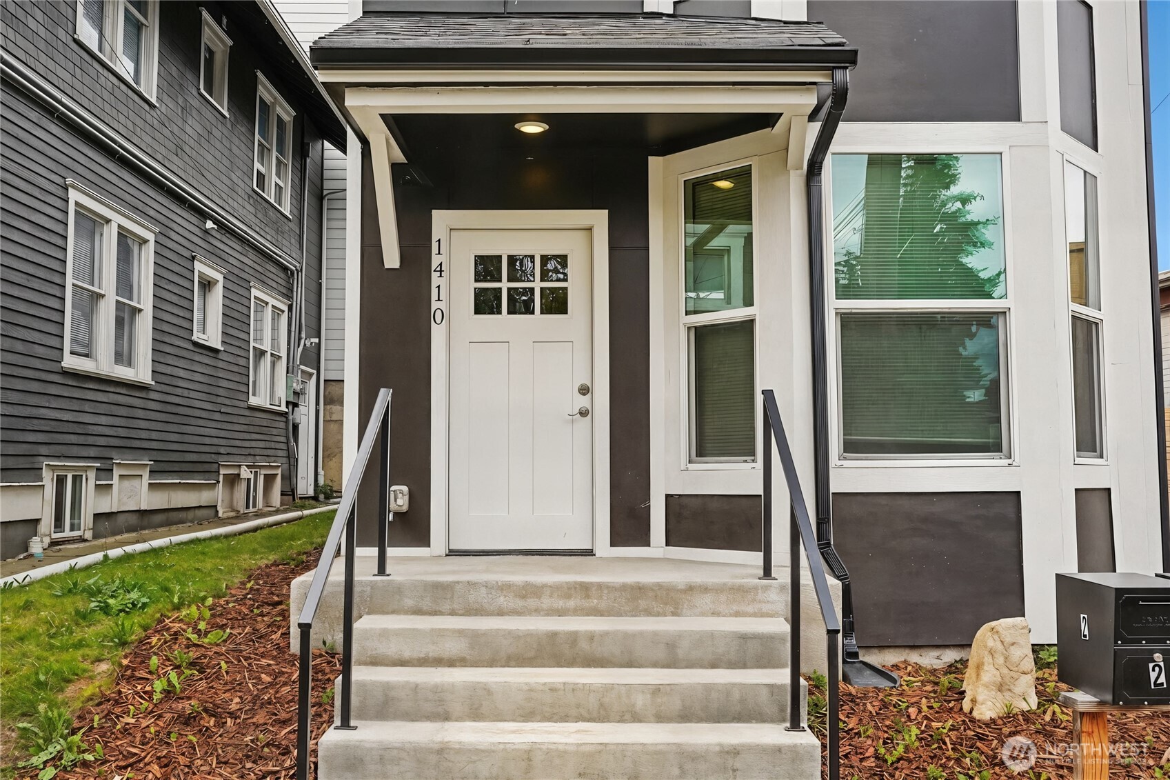 1410 6th Avenue Property Photo 2