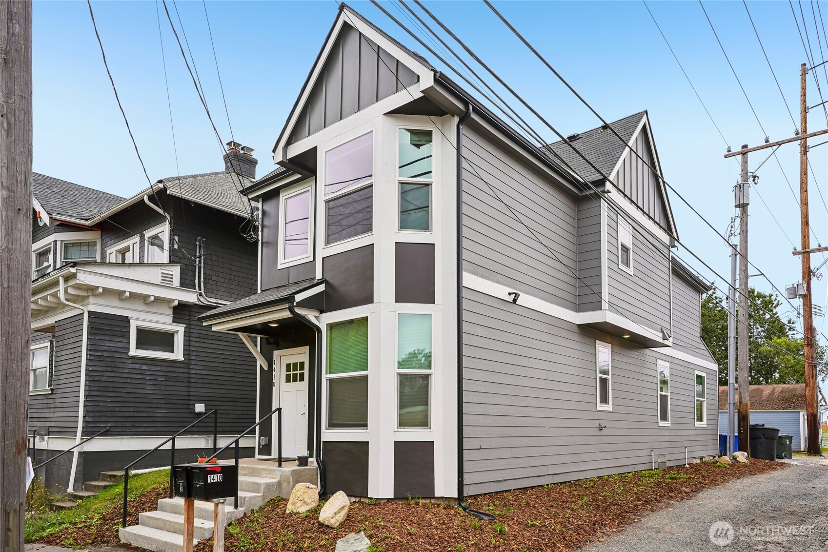 1410 6th Avenue Property Photo 3