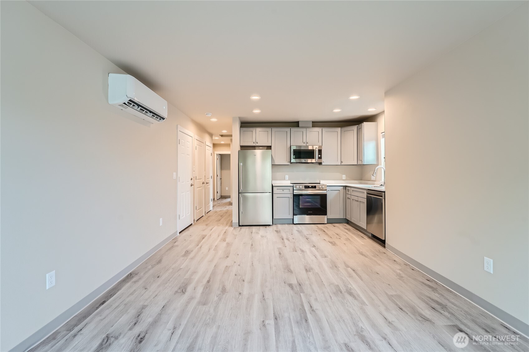 1410 6th Avenue Property Photo 7