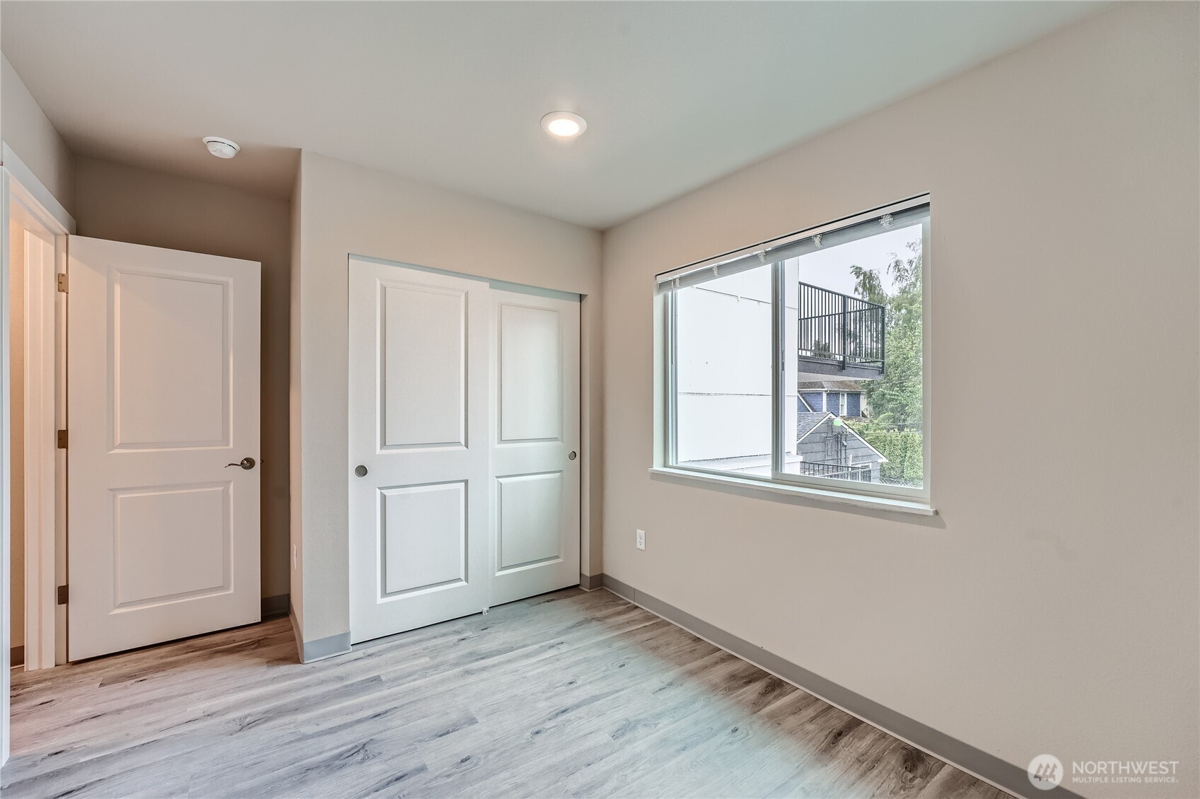1410 6th Avenue Property Photo 11