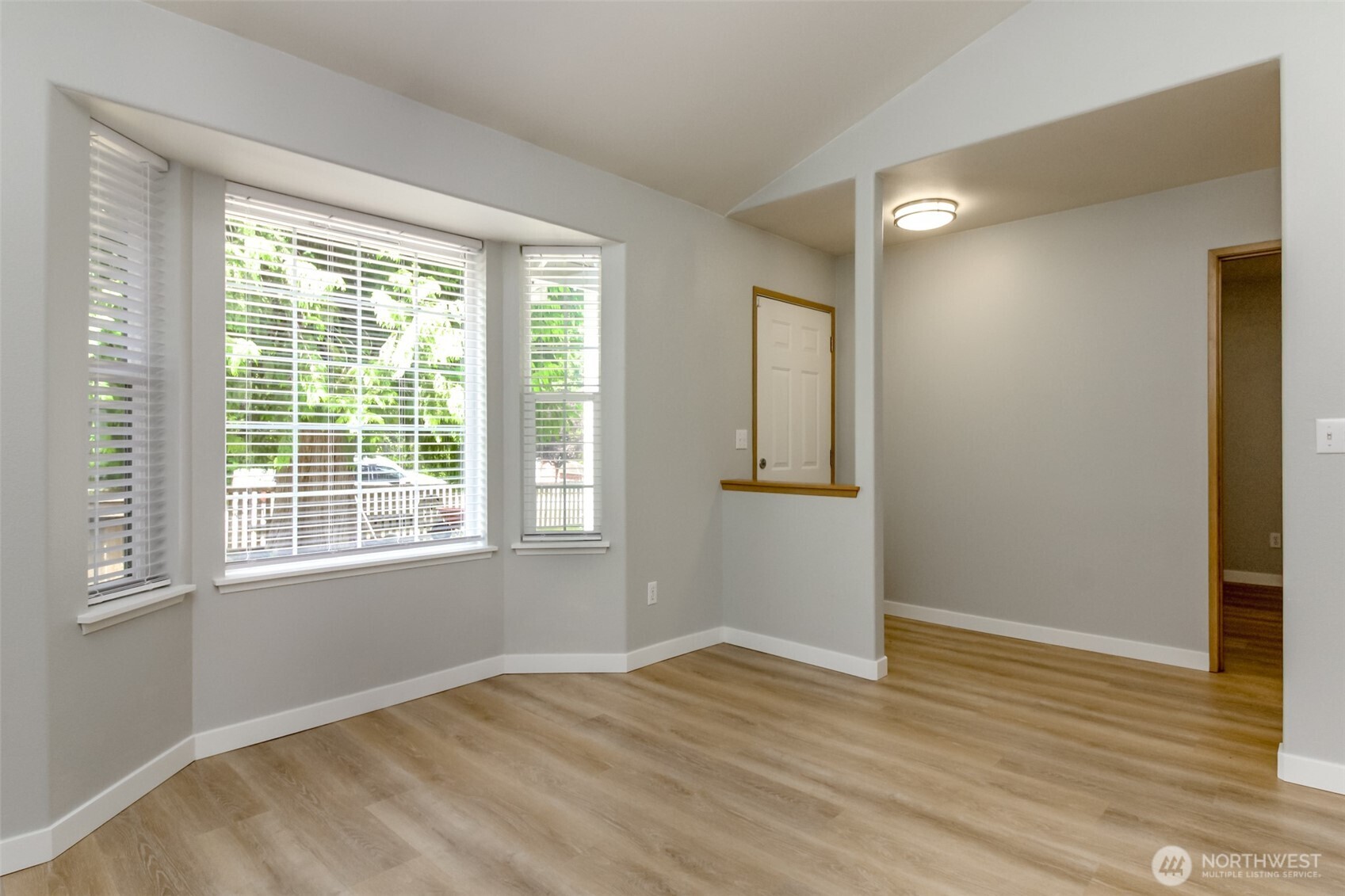 25807 87th Avenue Ct Property Photo 6