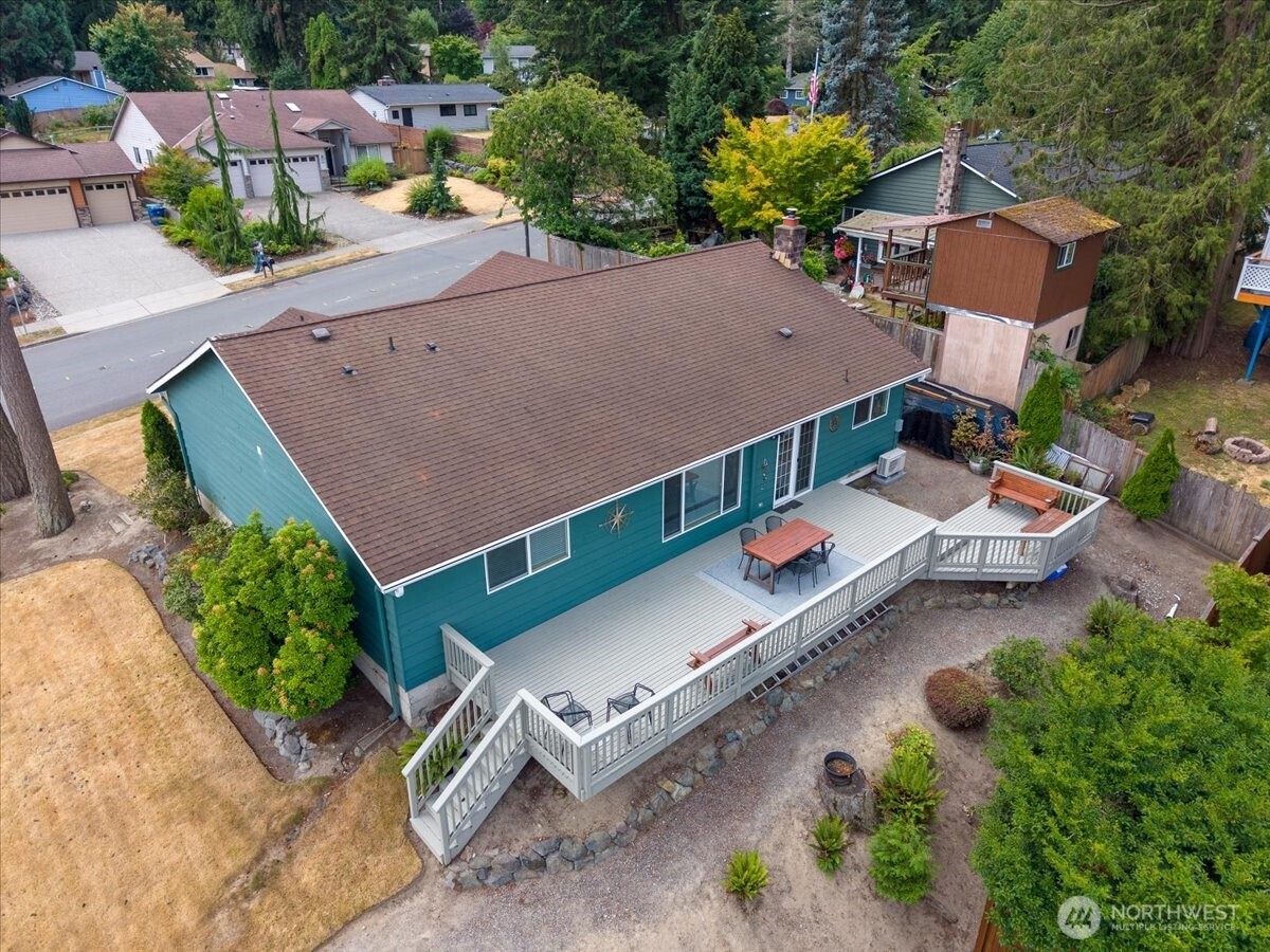 5027 126th Street Property Photo 4