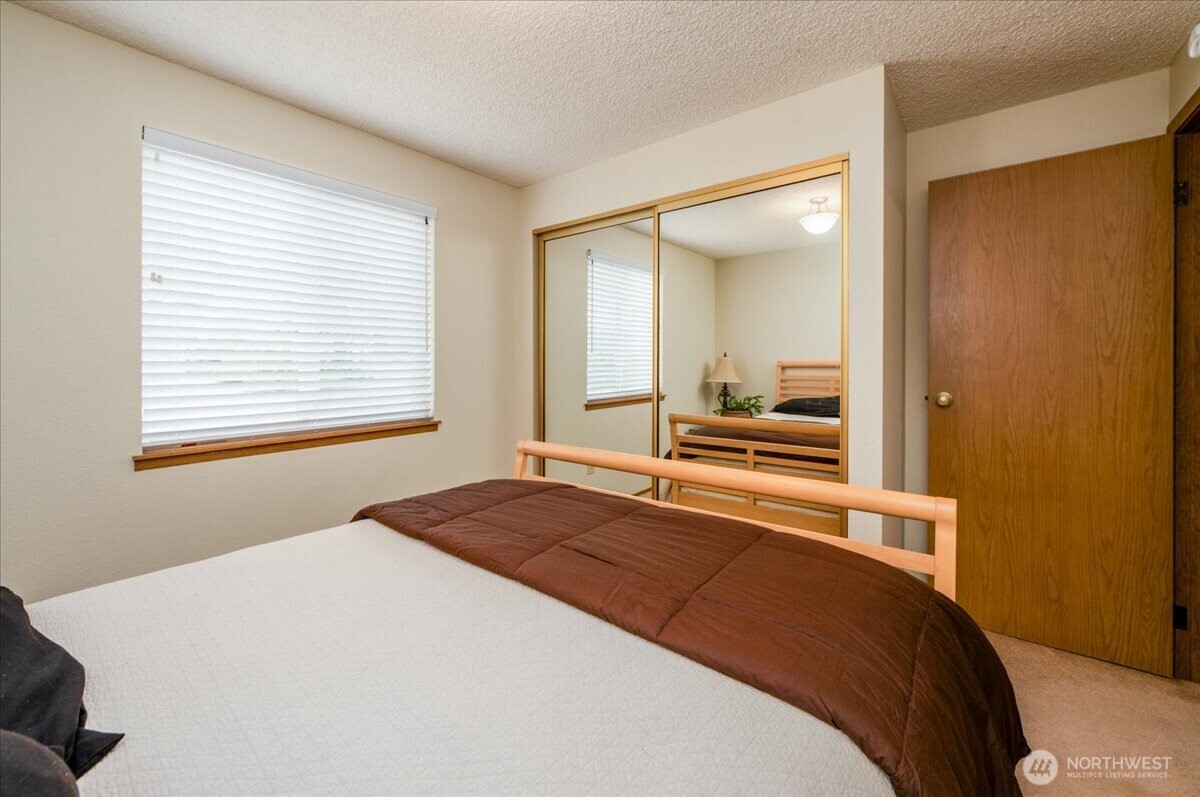 5027 126th Street Property Photo 21