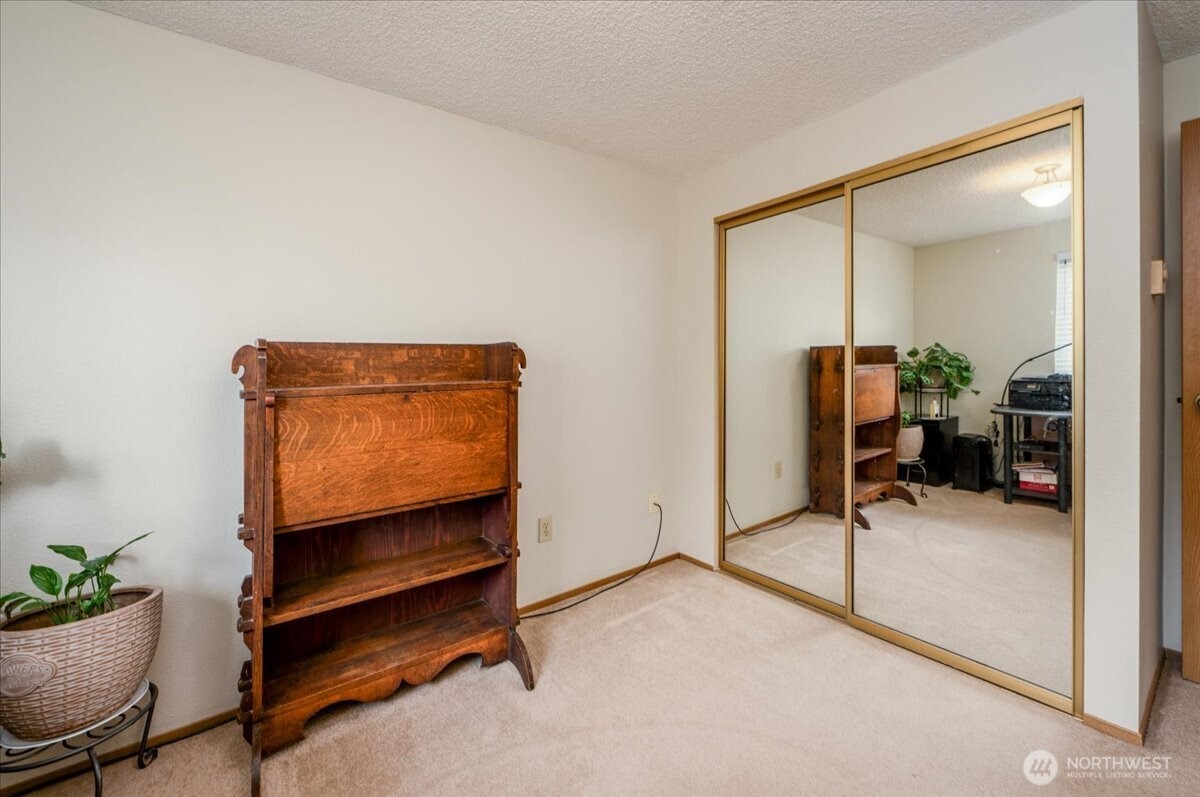 5027 126th Street Property Photo 23