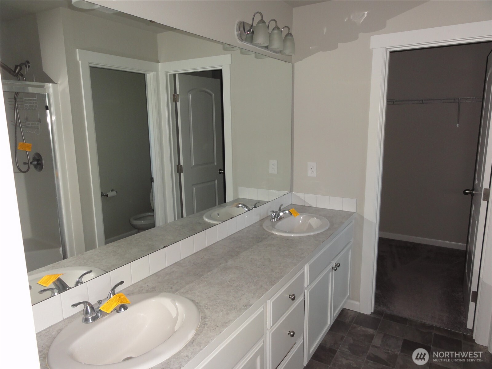5107 Kenrick Street Property Photo 12