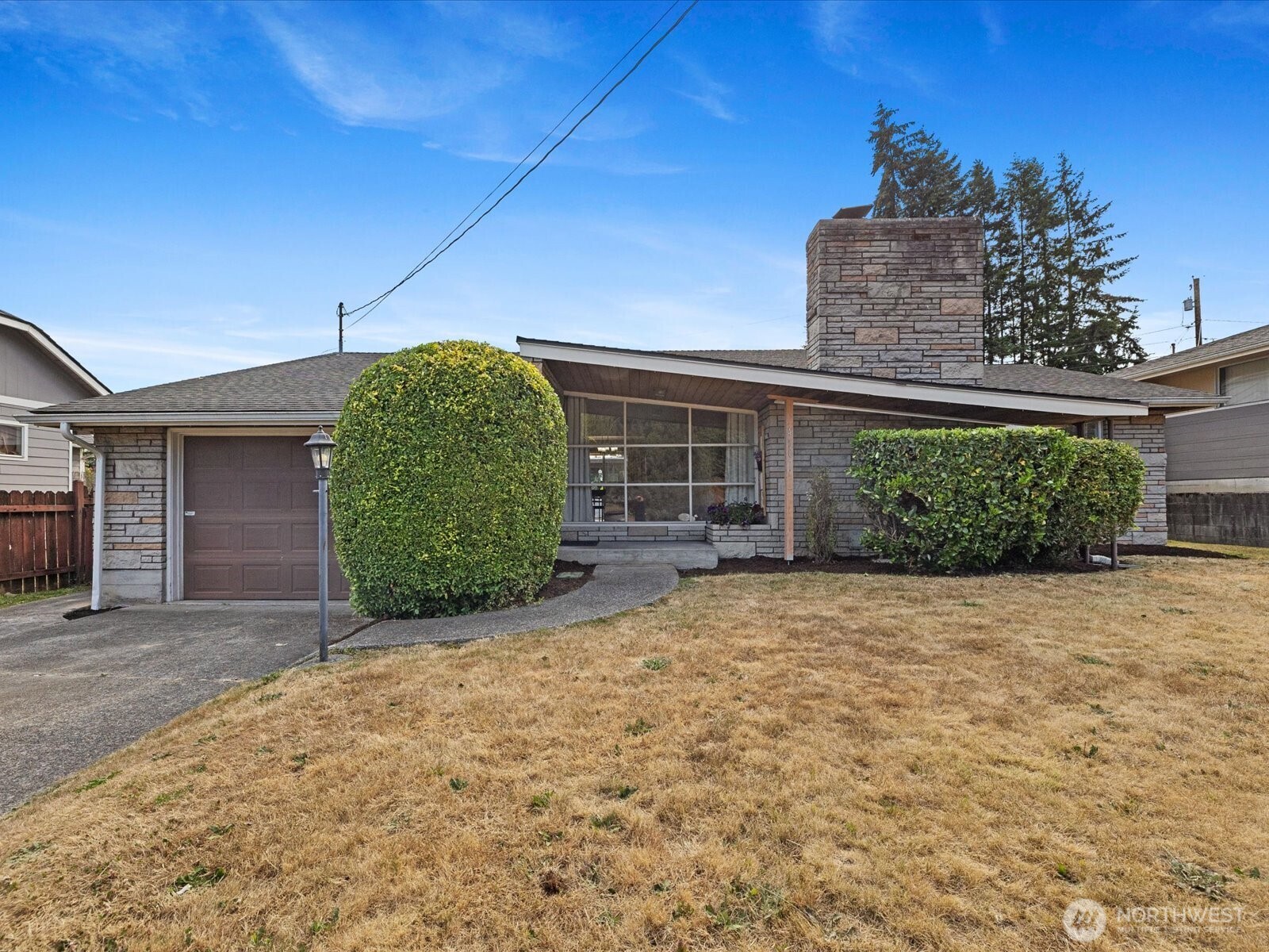 4507 Rucker Avenue Property Photo 1