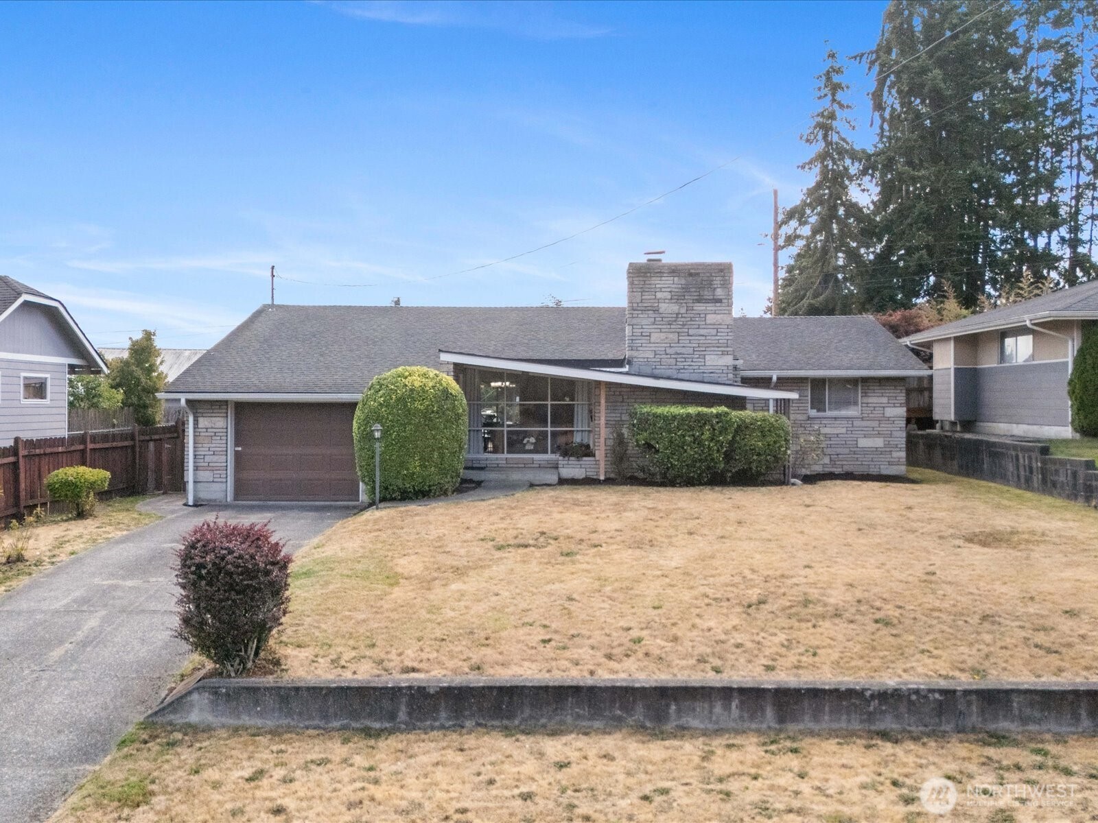 4507 Rucker Avenue Property Photo 2