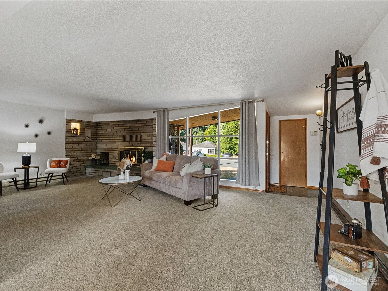 4507 Rucker Avenue Property Photo 8