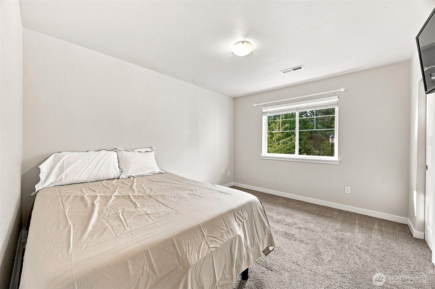 8834 Shepard Way Property Photo 17
