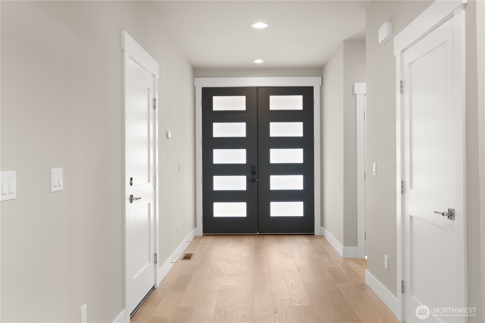 15025 250th Drive Property Photo 6