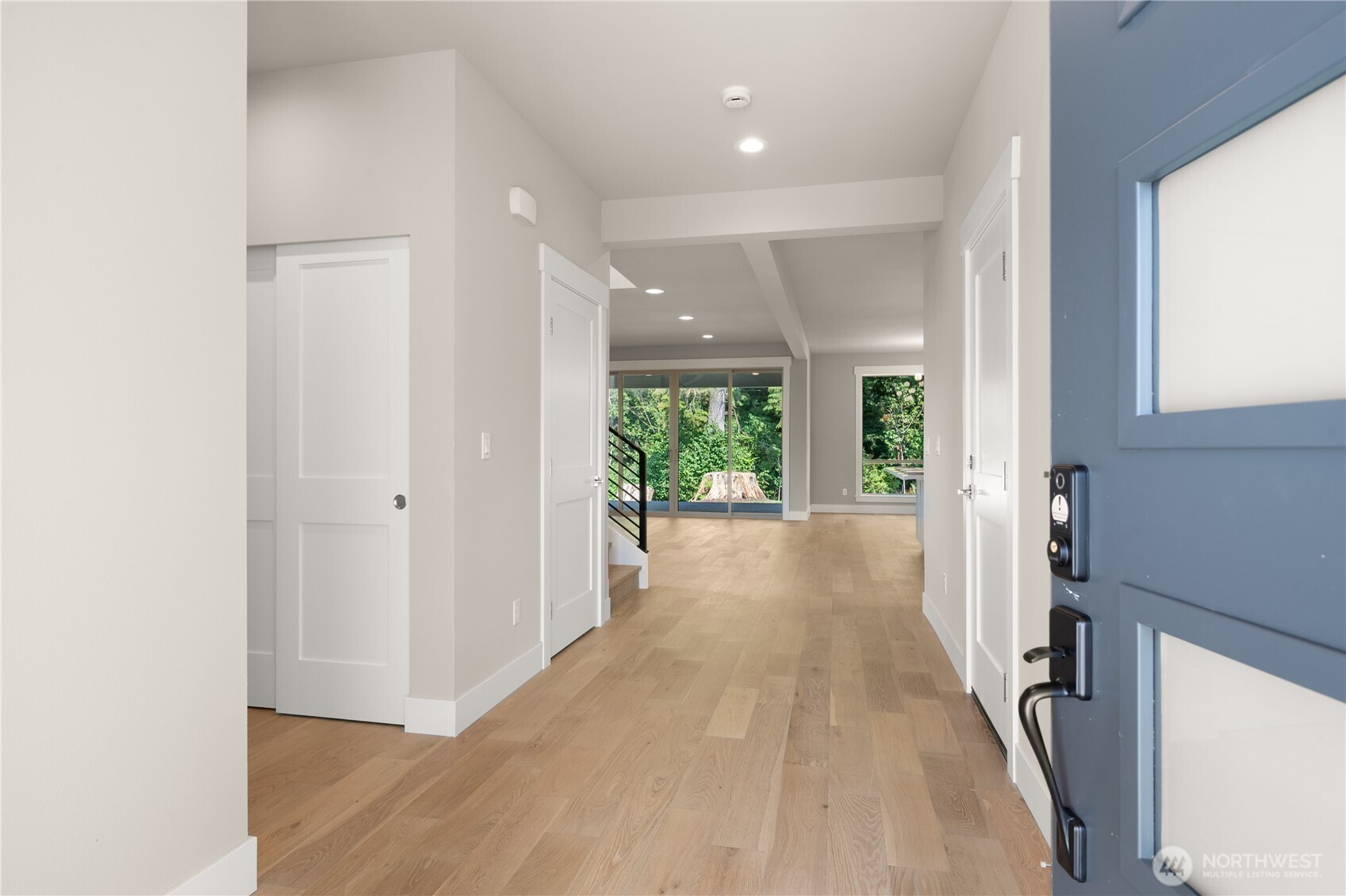 15025 250th Drive Property Photo 7