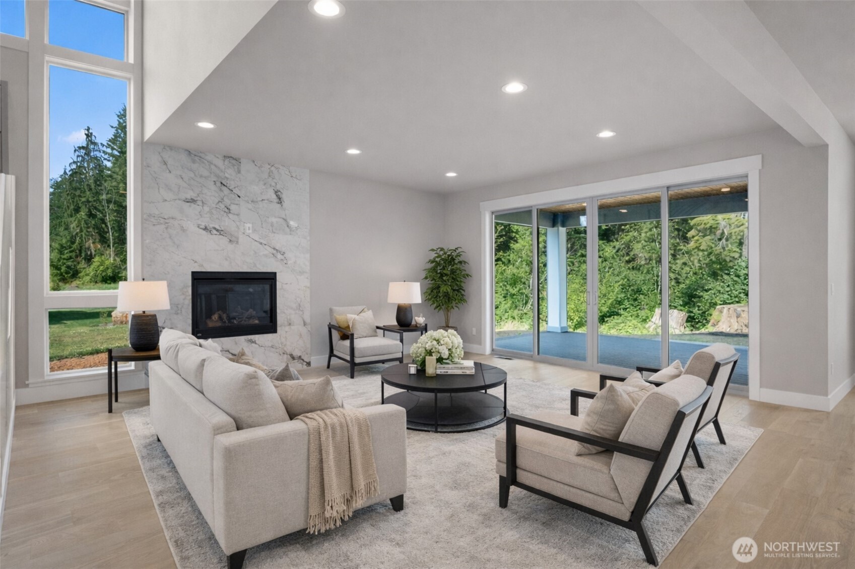 15025 250th Drive Property Photo 8