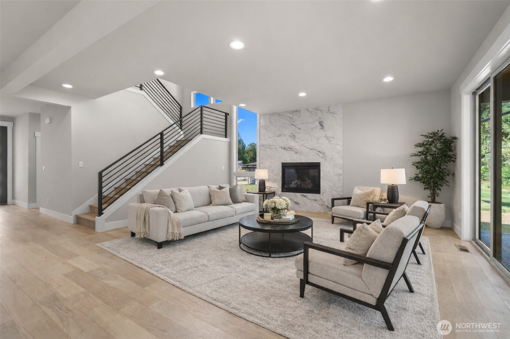15025 250th Drive Property Photo 9