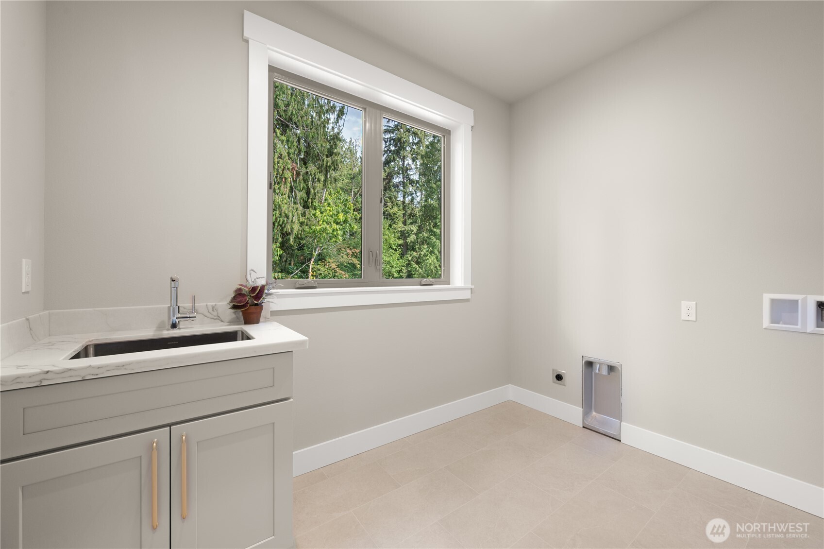 15025 250th Drive Property Photo 19