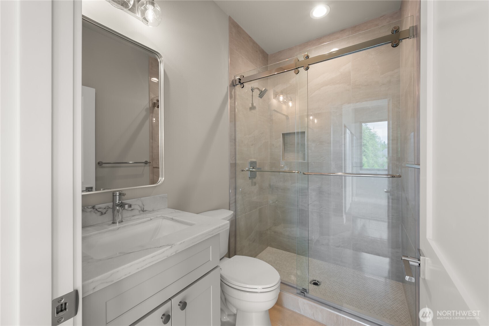 15025 250th Drive Property Photo 32