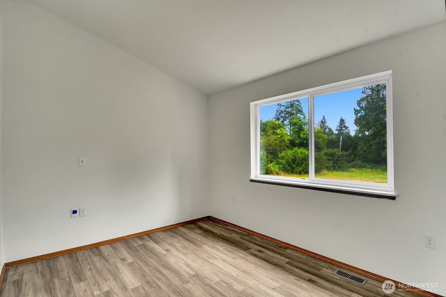 626 212th Street Property Photo 33