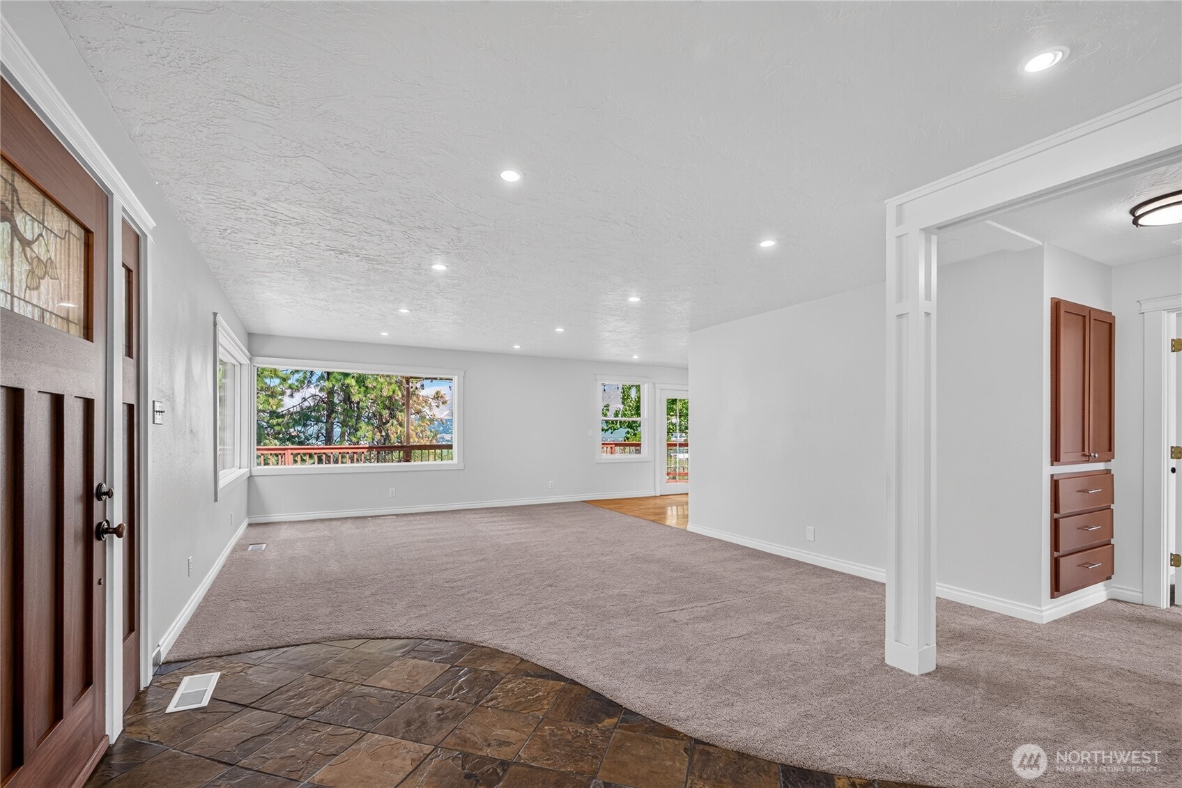 3995 Zager Road Property Photo 3