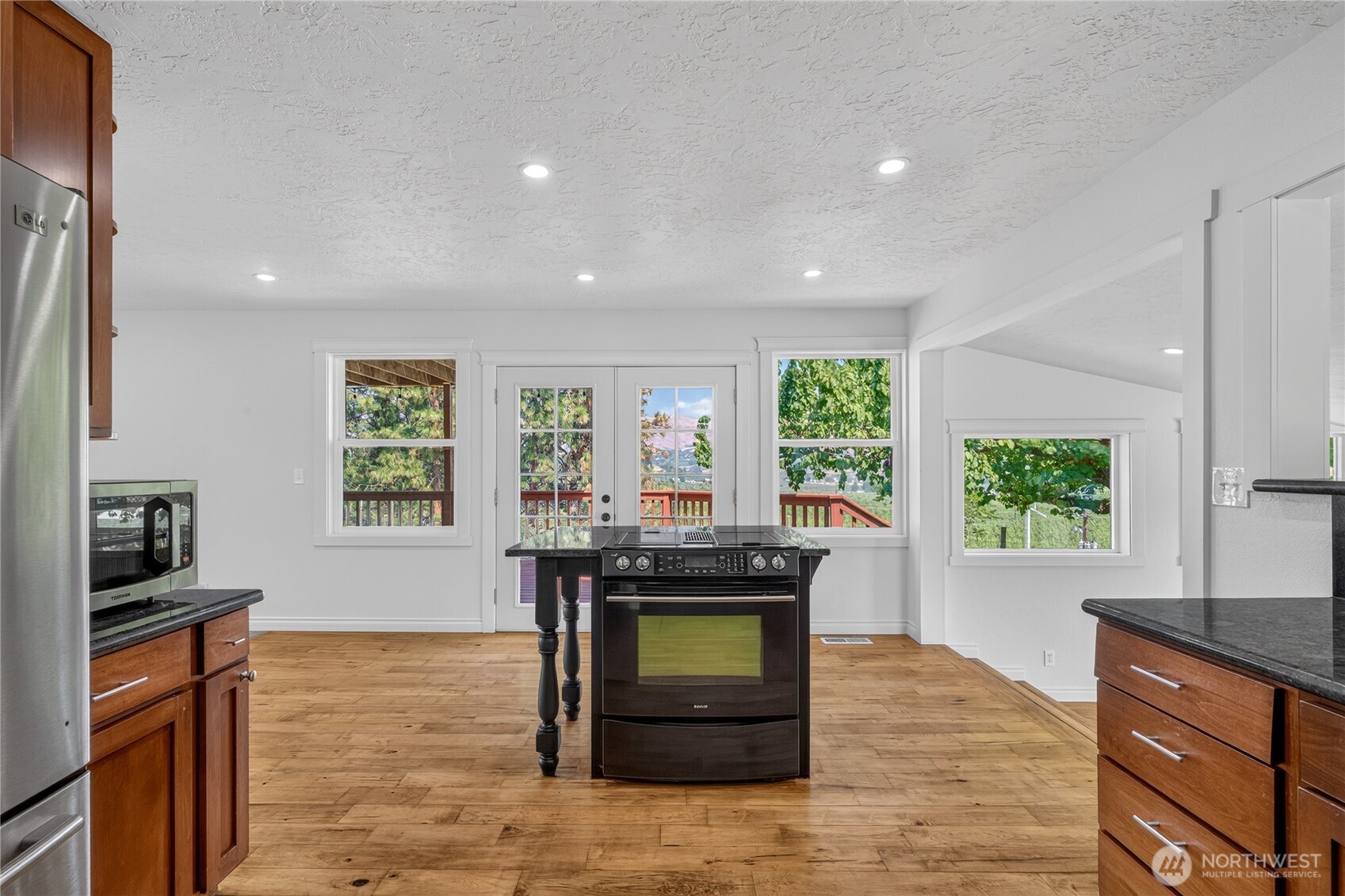 3995 Zager Road Property Photo 10