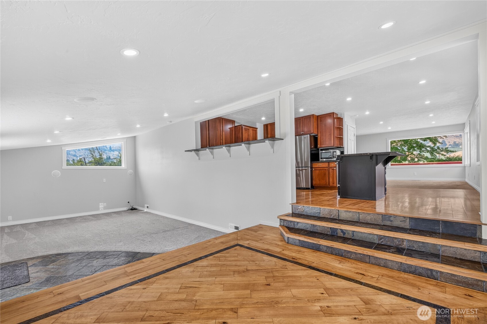 3995 Zager Road Property Photo 13