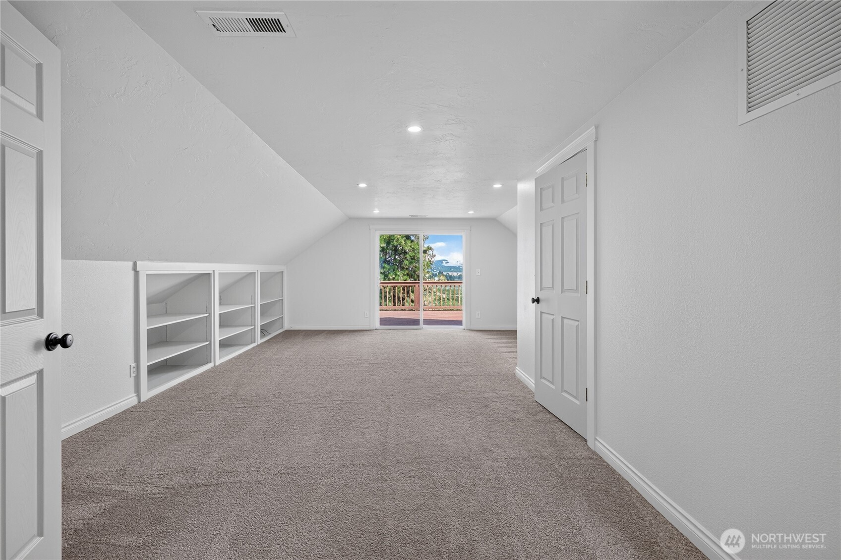 3995 Zager Road Property Photo 18