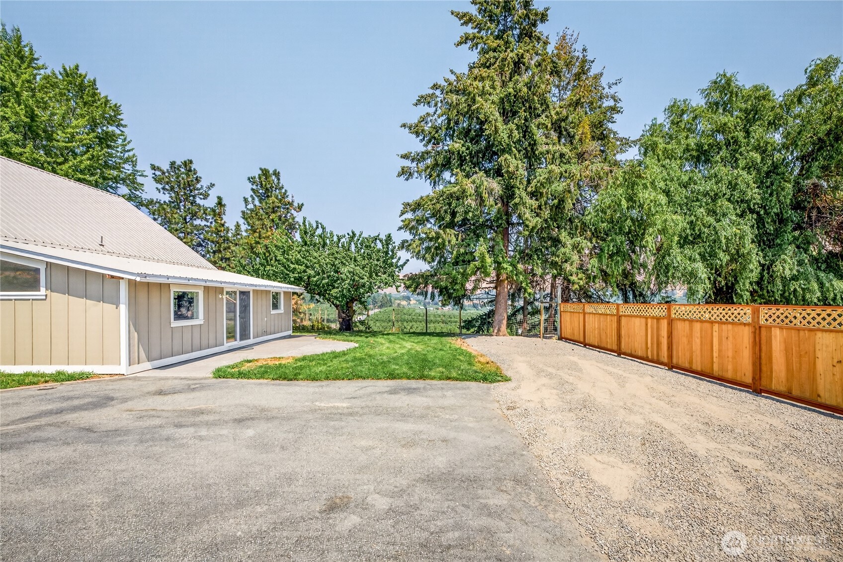 3995 Zager Road Property Photo 39