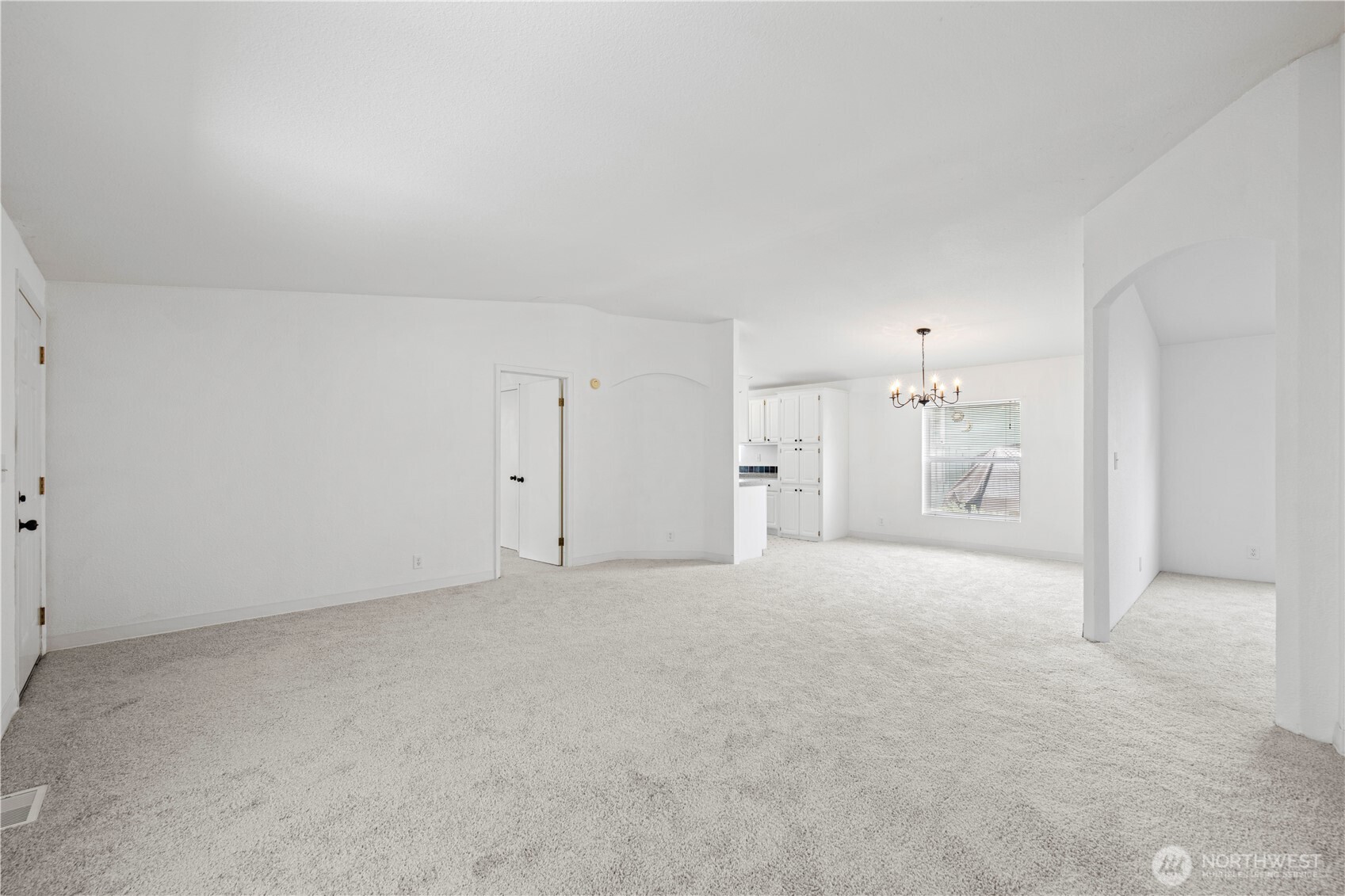 11100 4th Avenue 22 Property Photo 6