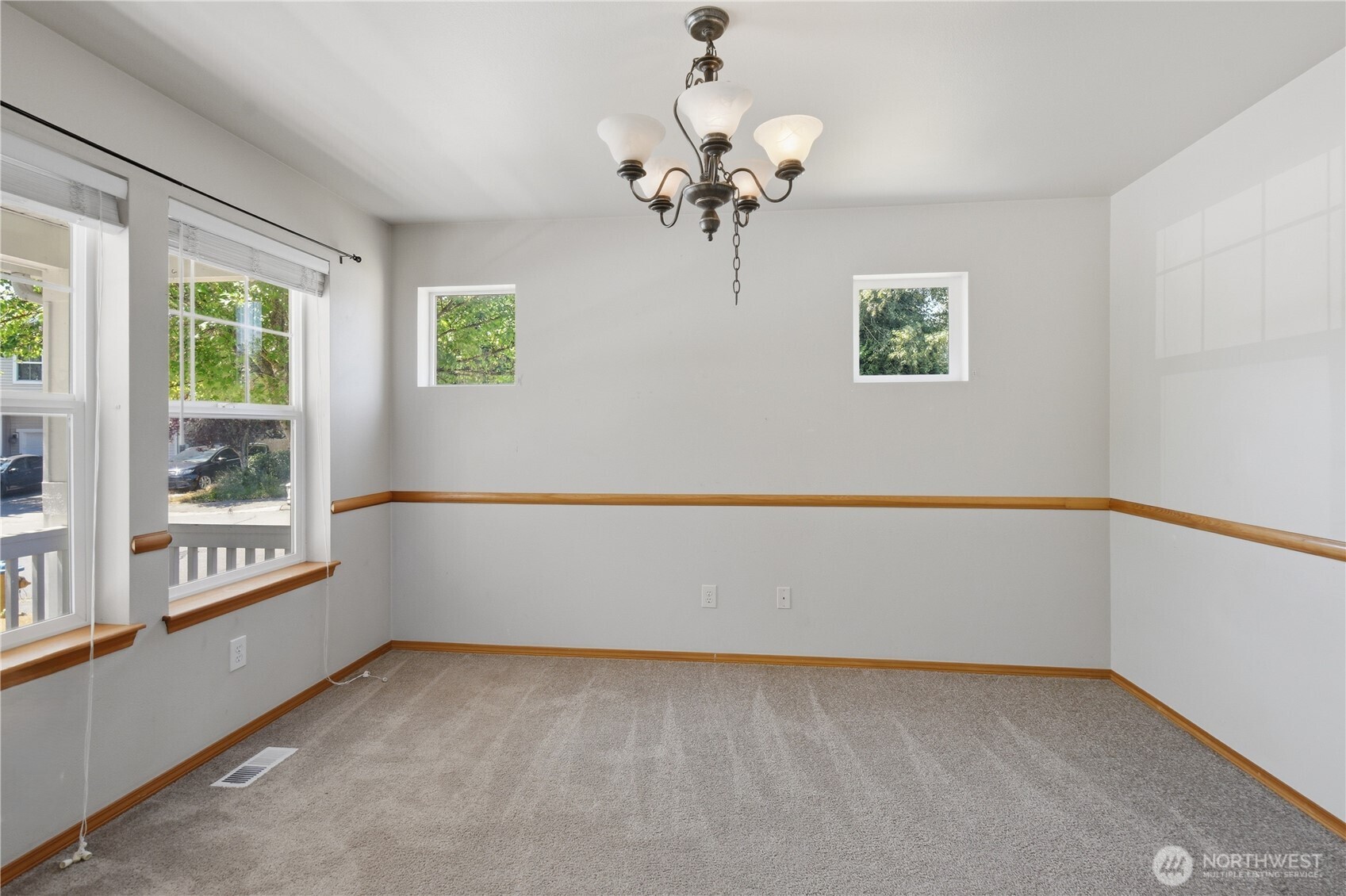 14803 48th Avenue Property Photo 4