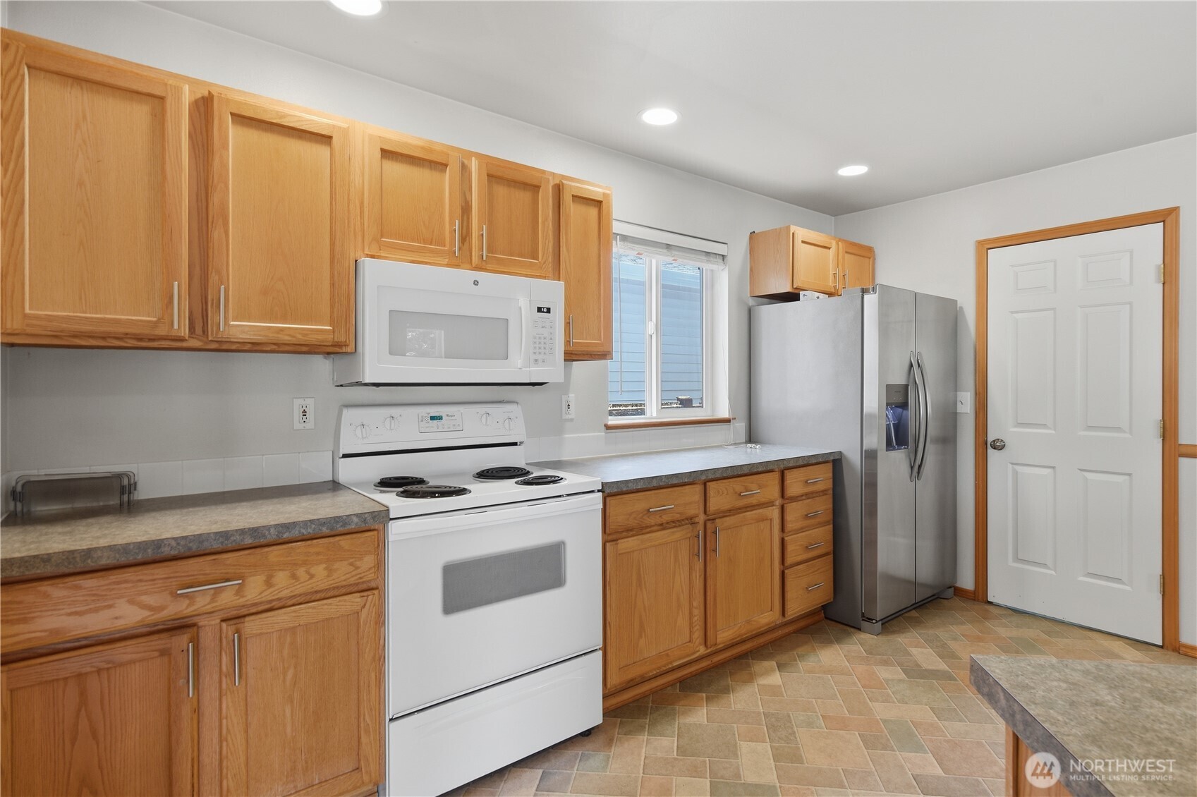 14803 48th Avenue Property Photo 7