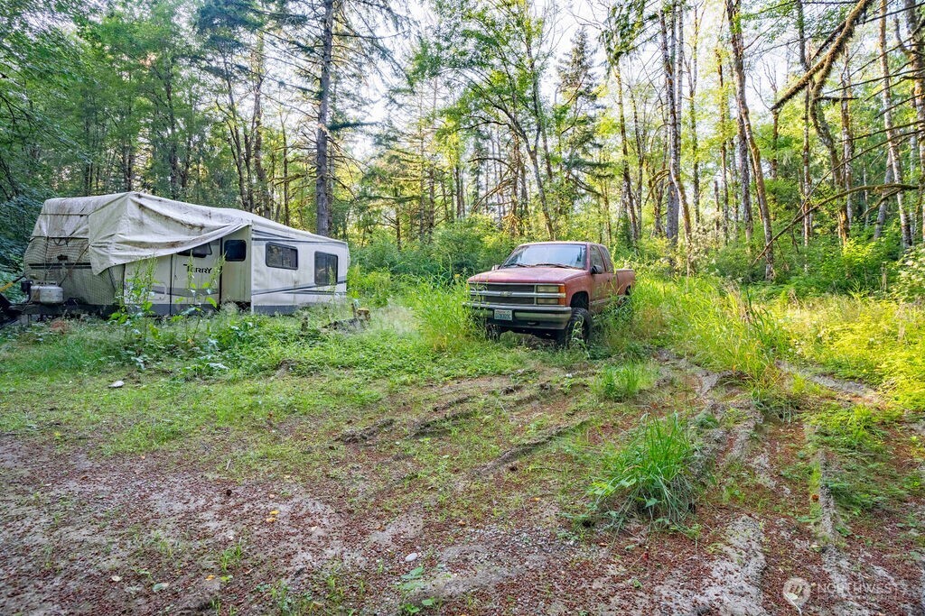 1952 E Agate Road Property Photo 9