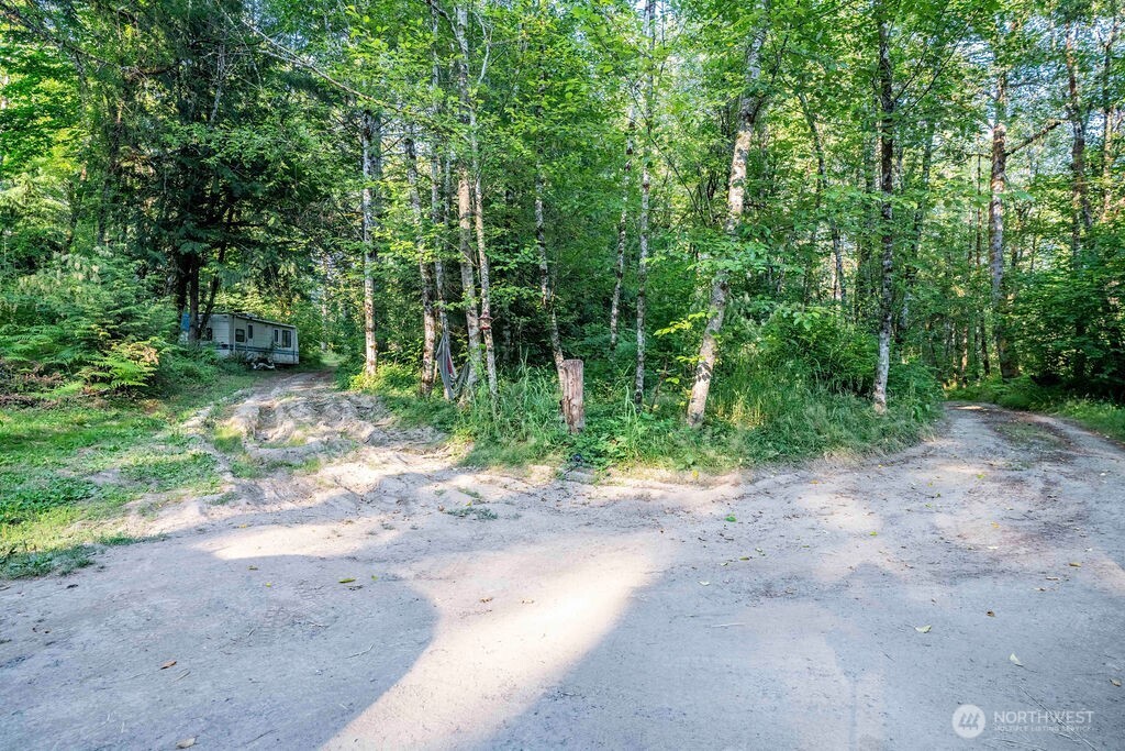 1952 E Agate Road Property Photo 16