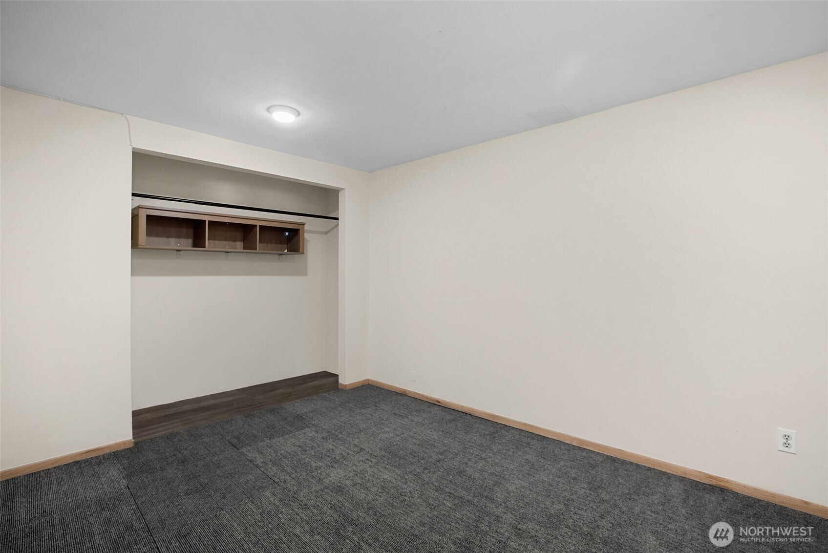 21903 82nd Place Property Photo 28