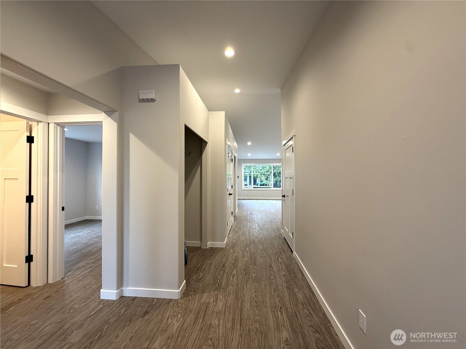 393 Sextans Avenue Property Photo 4