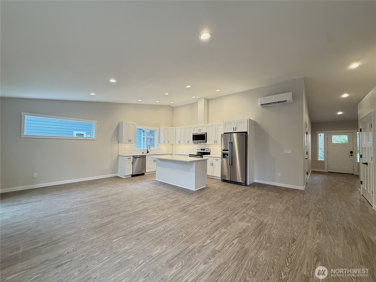 393 Sextans Avenue Property Photo 8