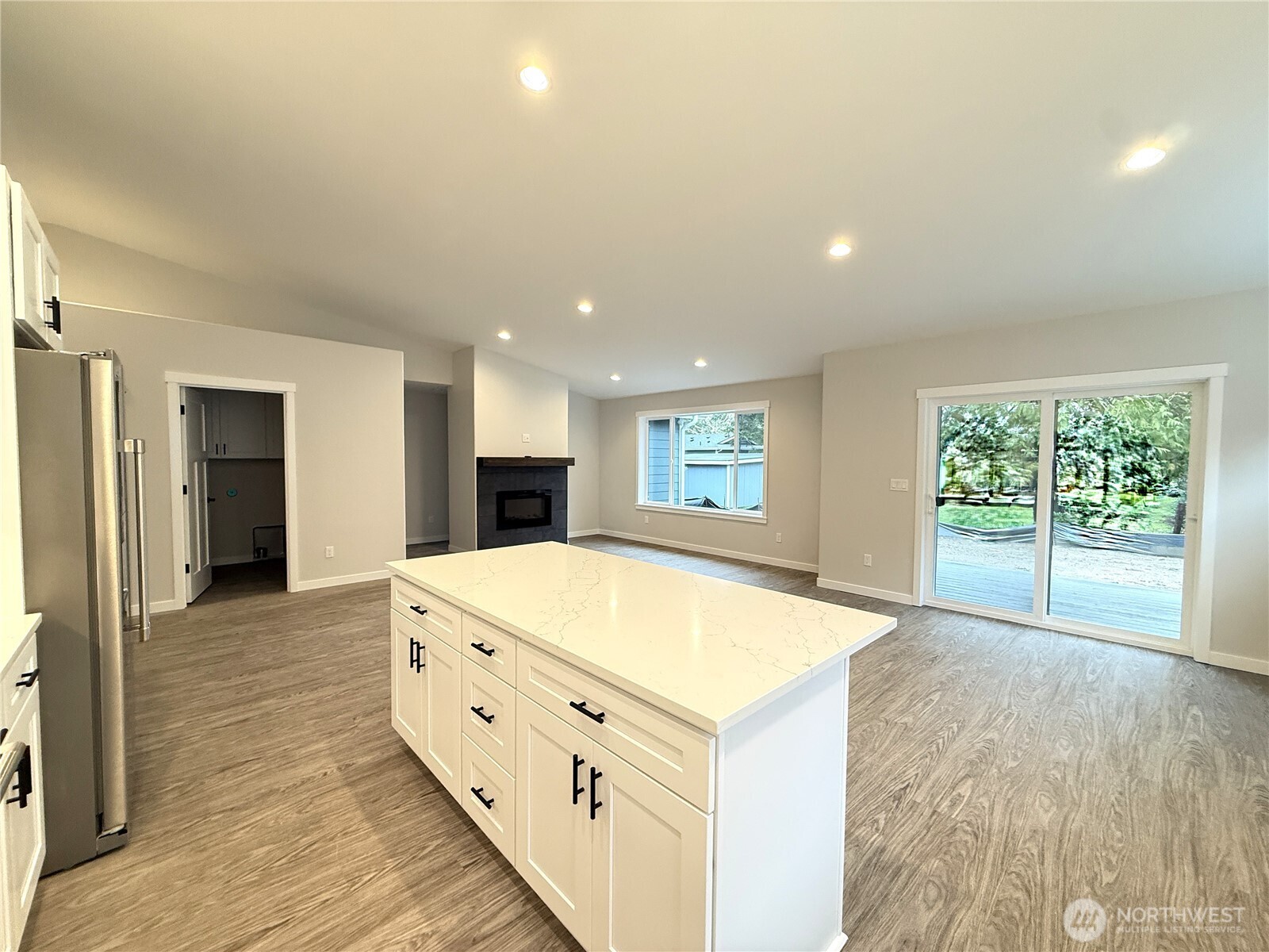 393 Sextans Avenue Property Photo 13