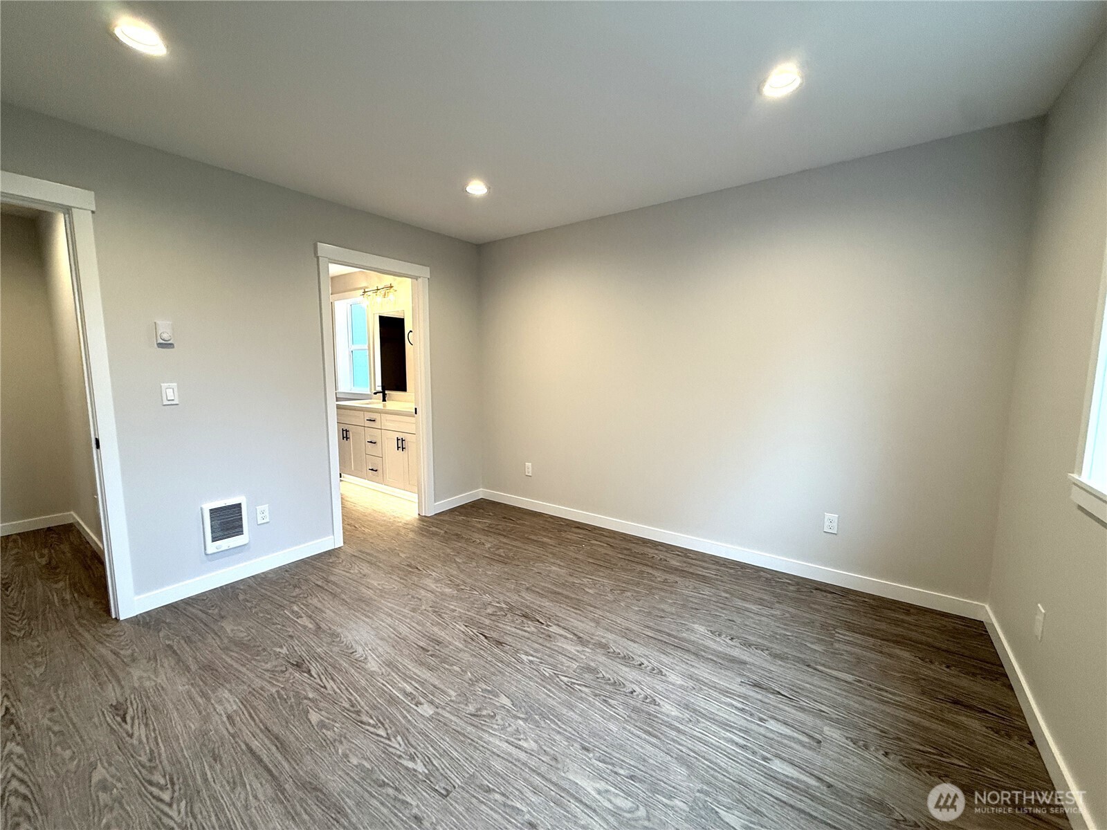 393 Sextans Avenue Property Photo 20