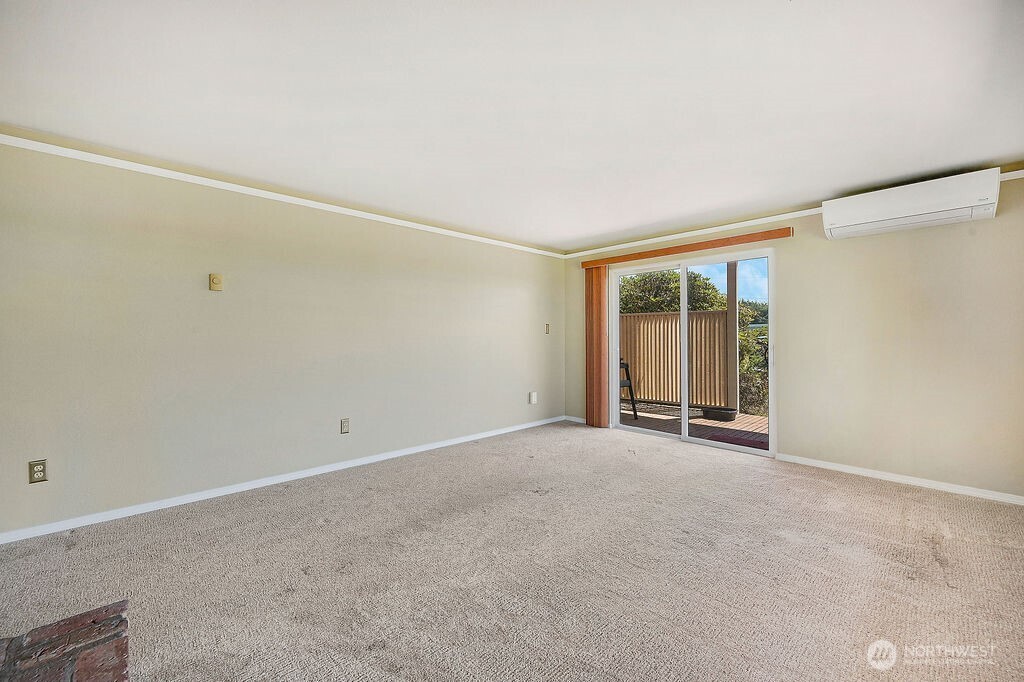 320 N Palmer Drive Property Photo 19