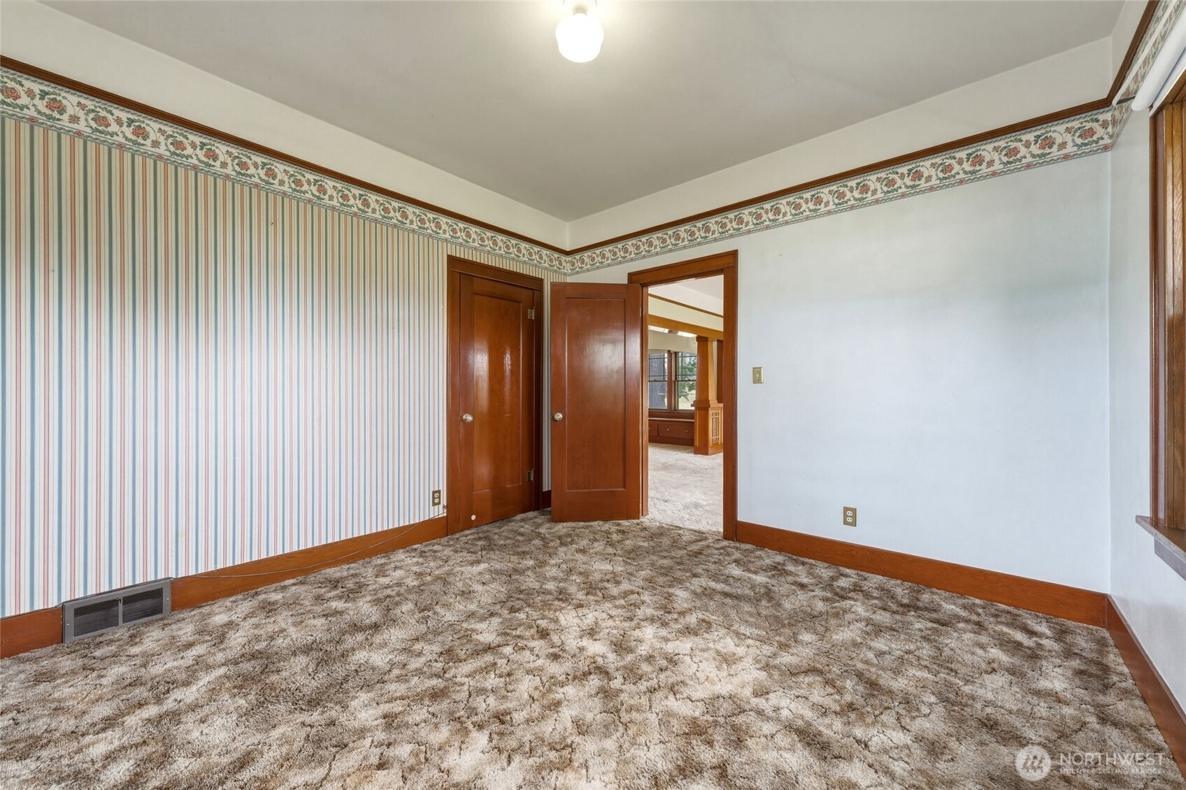 659 S Gose Street Property Photo 13