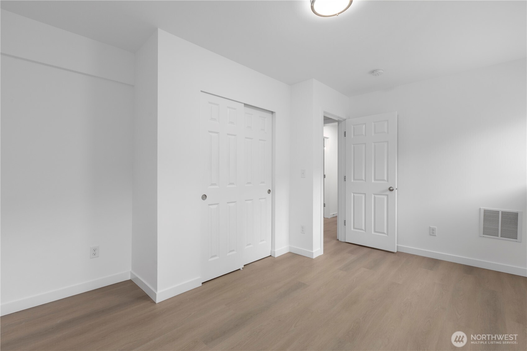 5016 26th Avenue Property Photo 15