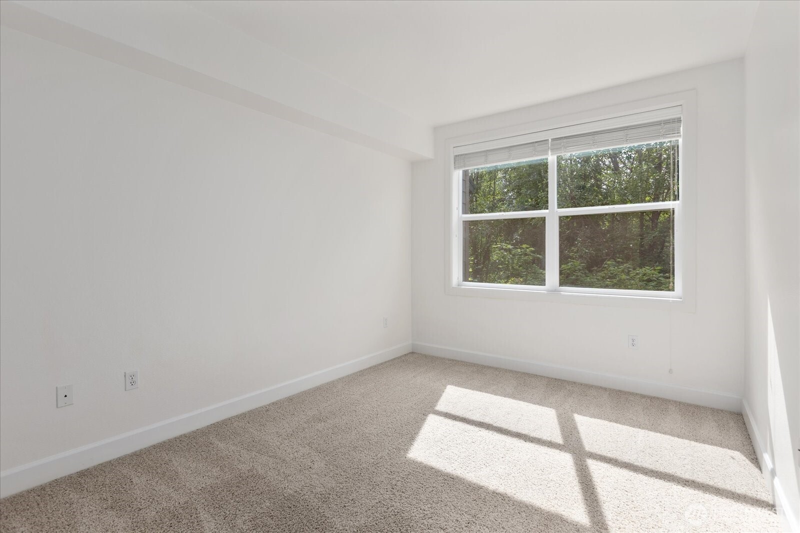 15408 Main Street 208 Property Photo 14