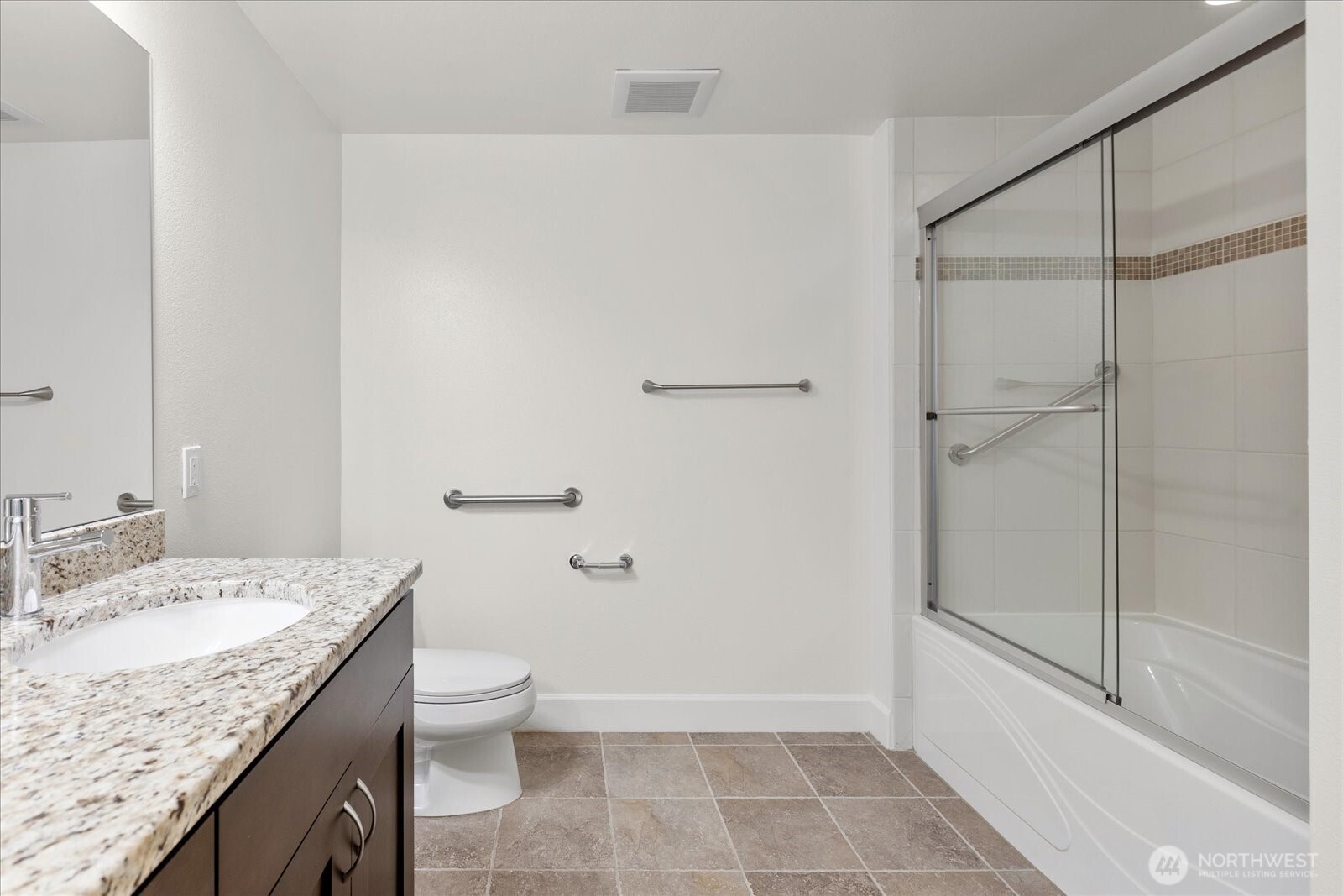 15408 Main Street 208 Property Photo 17
