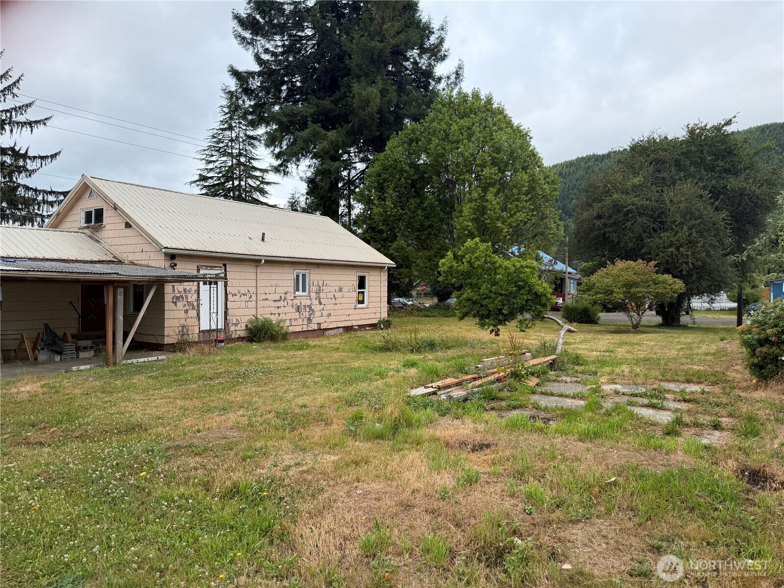 1507 Park Avenue Property Photo 2
