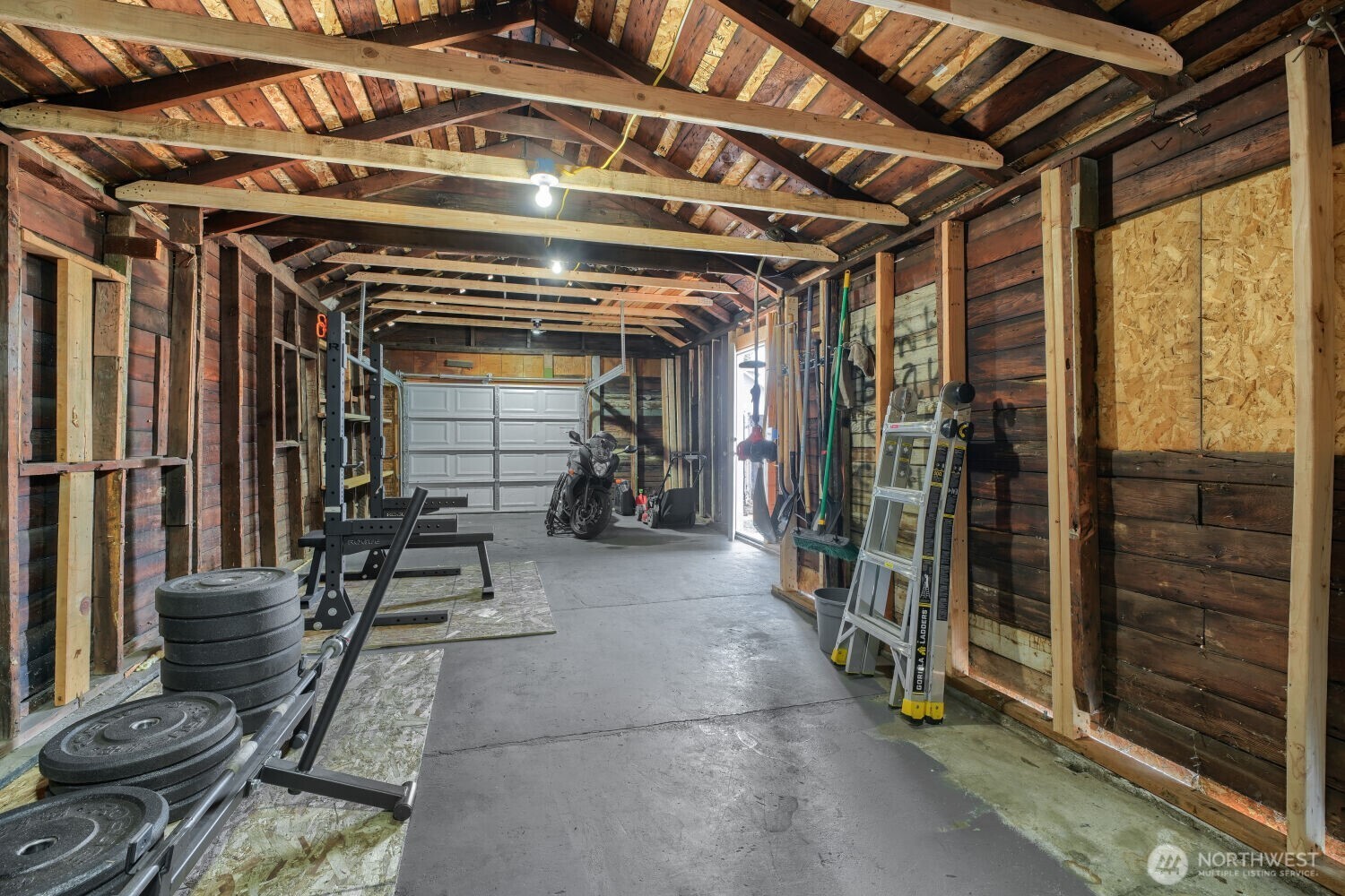 7047 S Warner Street Property Photo 15