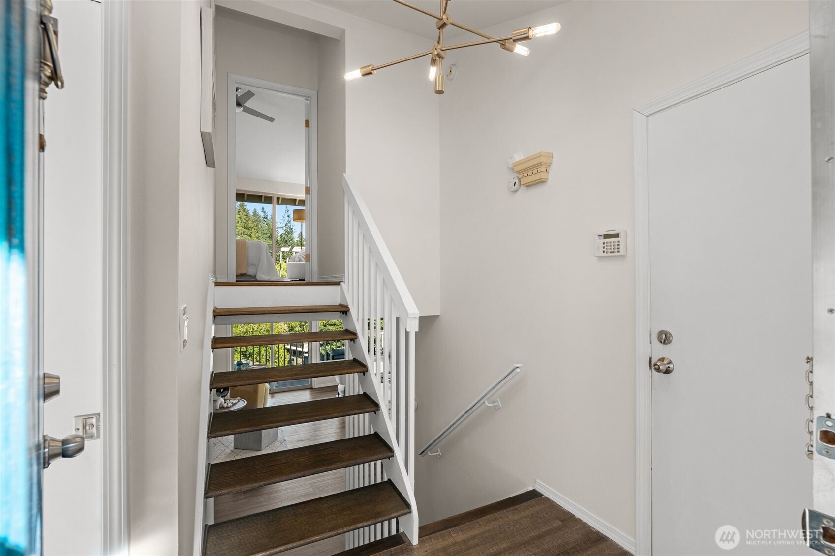 216 167th Place Property Photo 5