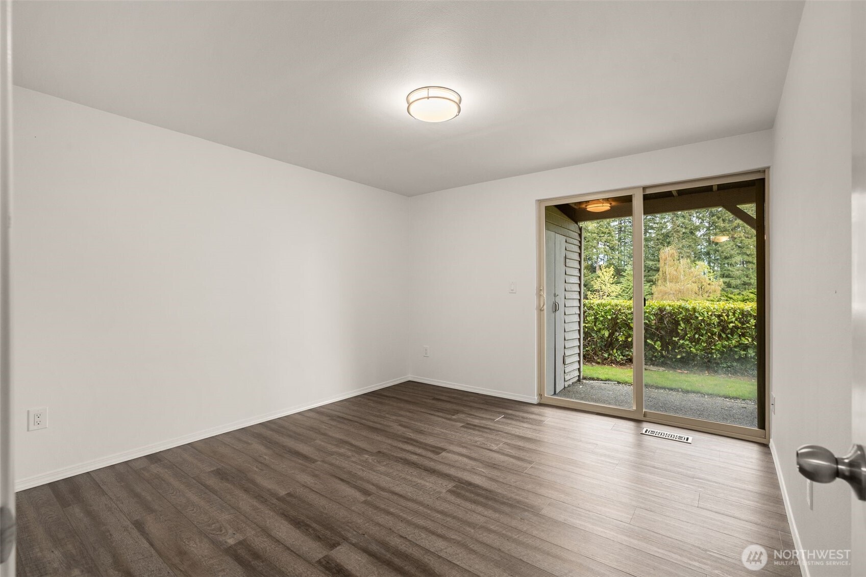 216 167th Place Property Photo 32