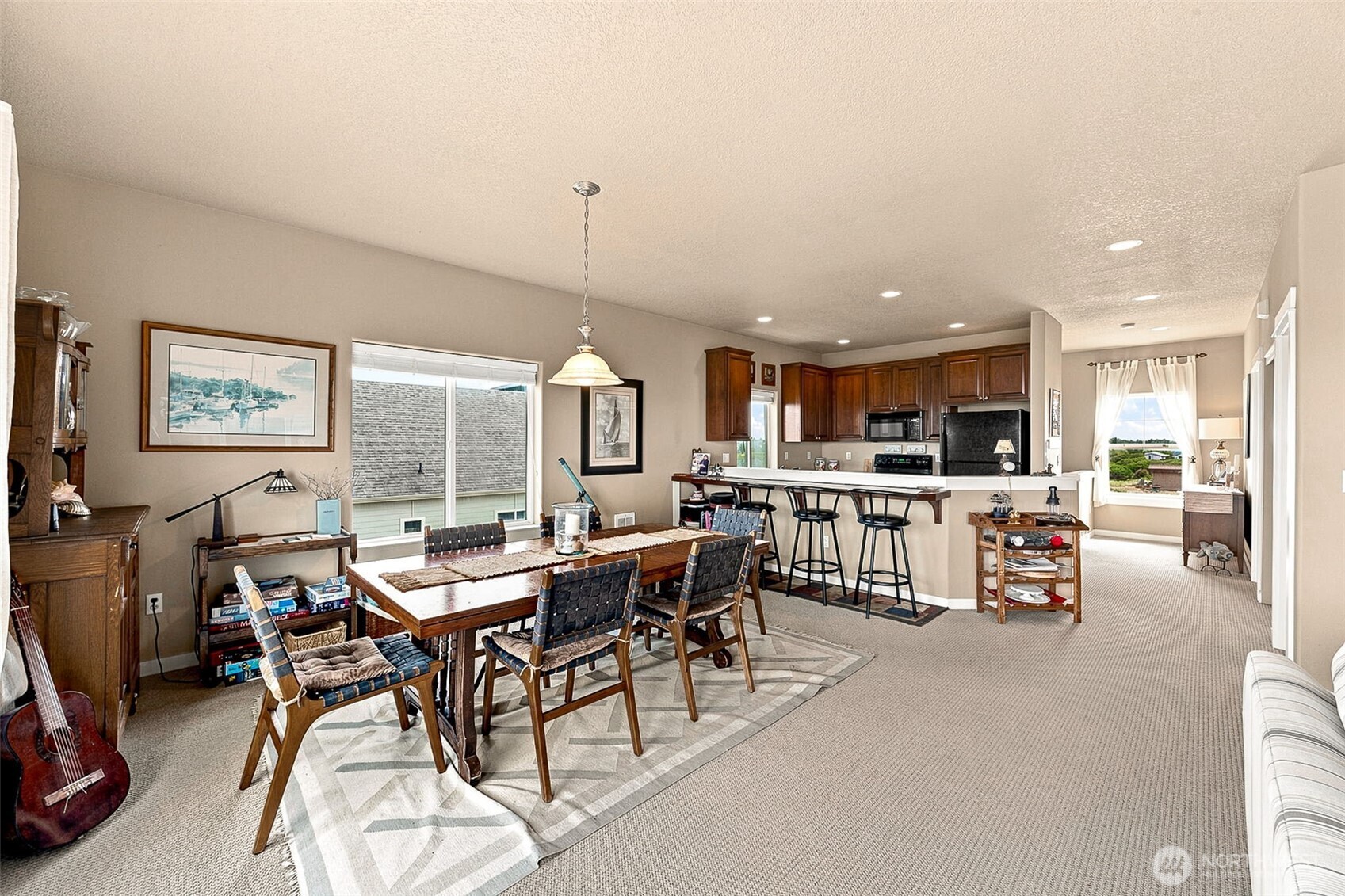 598 Marine View Drive Property Photo 7