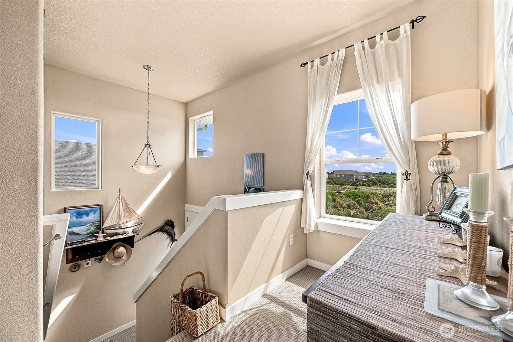 598 Marine View Drive Property Photo 10