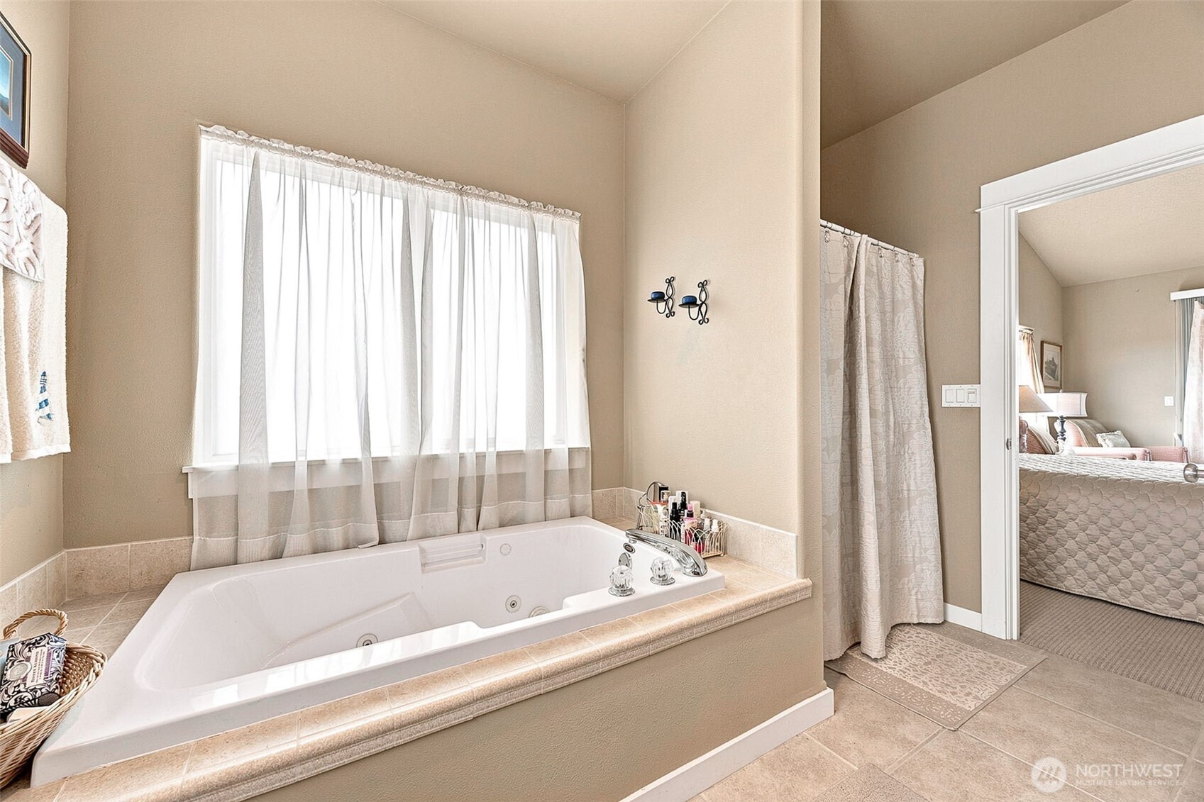 598 Marine View Drive Property Photo 13