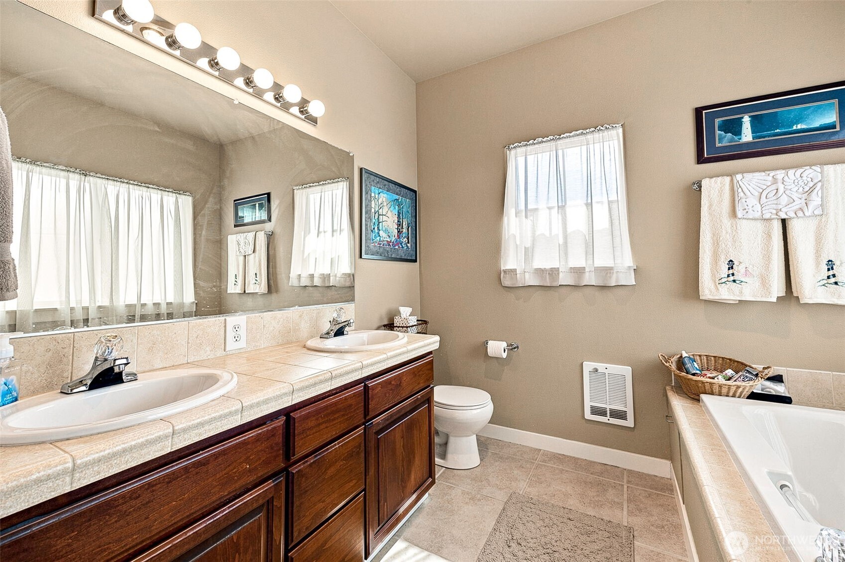 598 Marine View Drive Property Photo 15