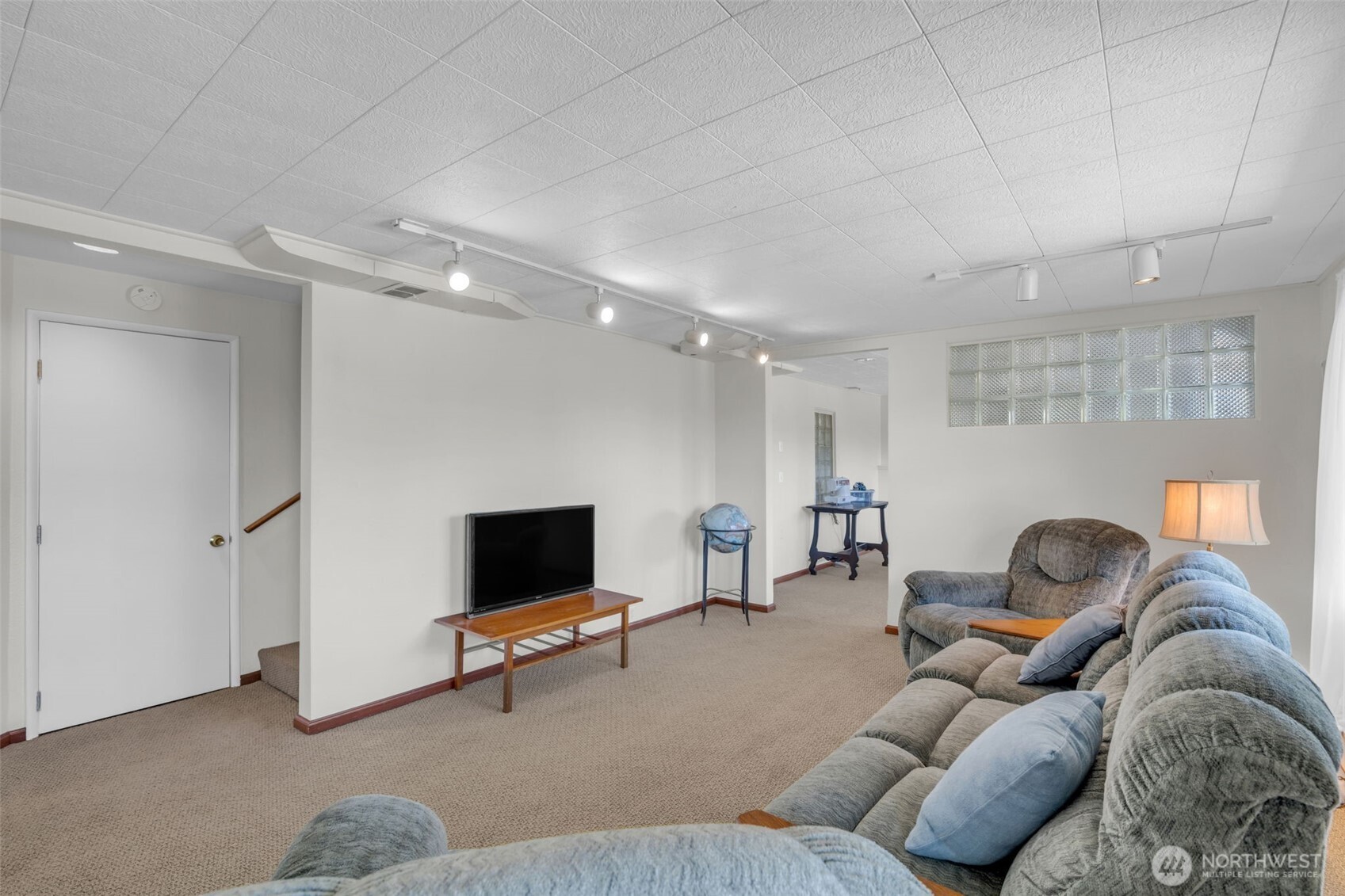 7528 S Laurel Street Property Photo 25